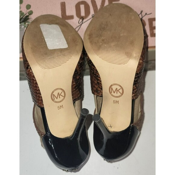 Michael Kors Reptile Stilettos Brown with Black Patent Leather - Size 5 - Picture 13 of 14